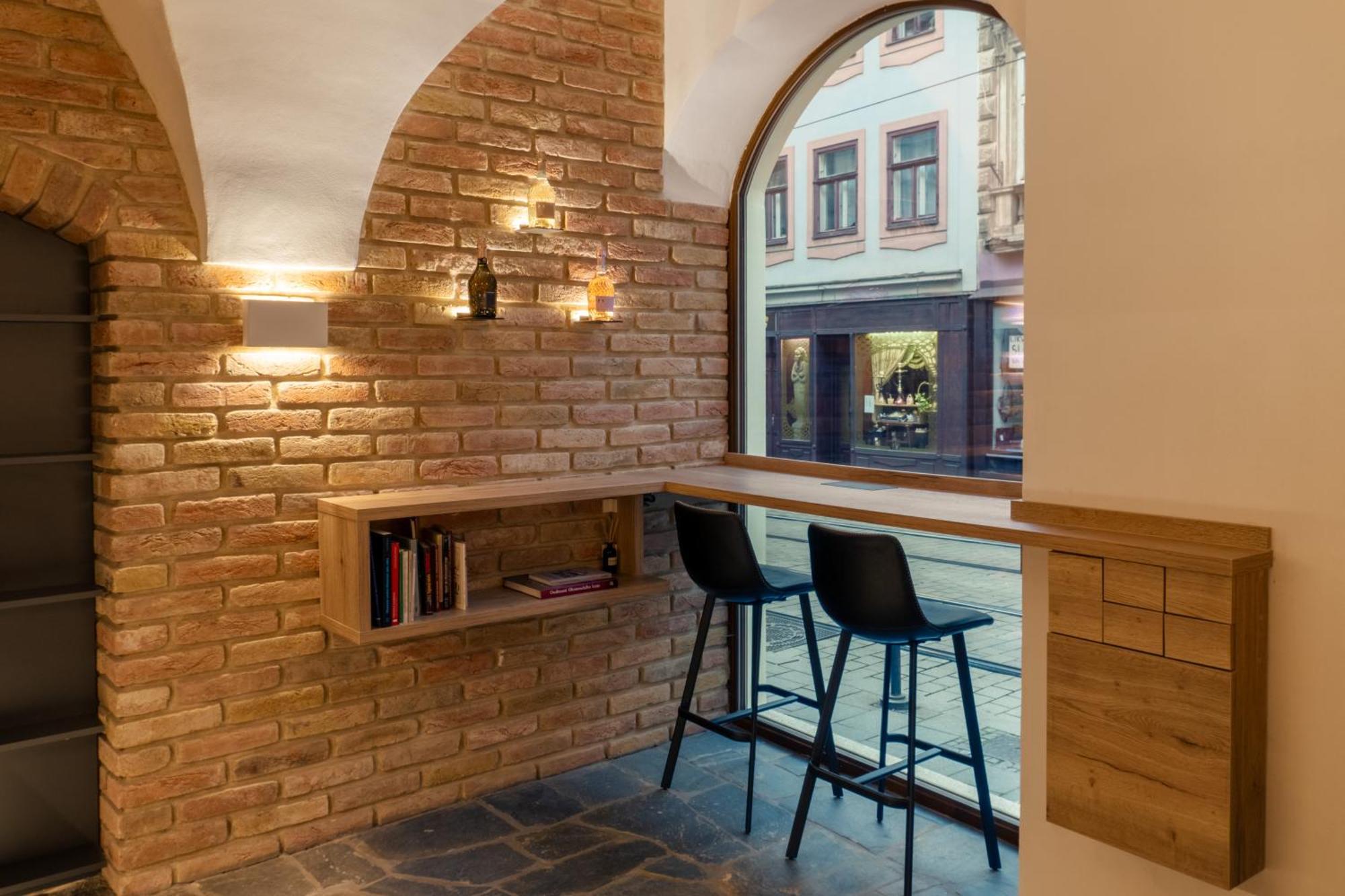 White Wolf Boutique Apartments Ołomuniec Zewnętrze zdjęcie