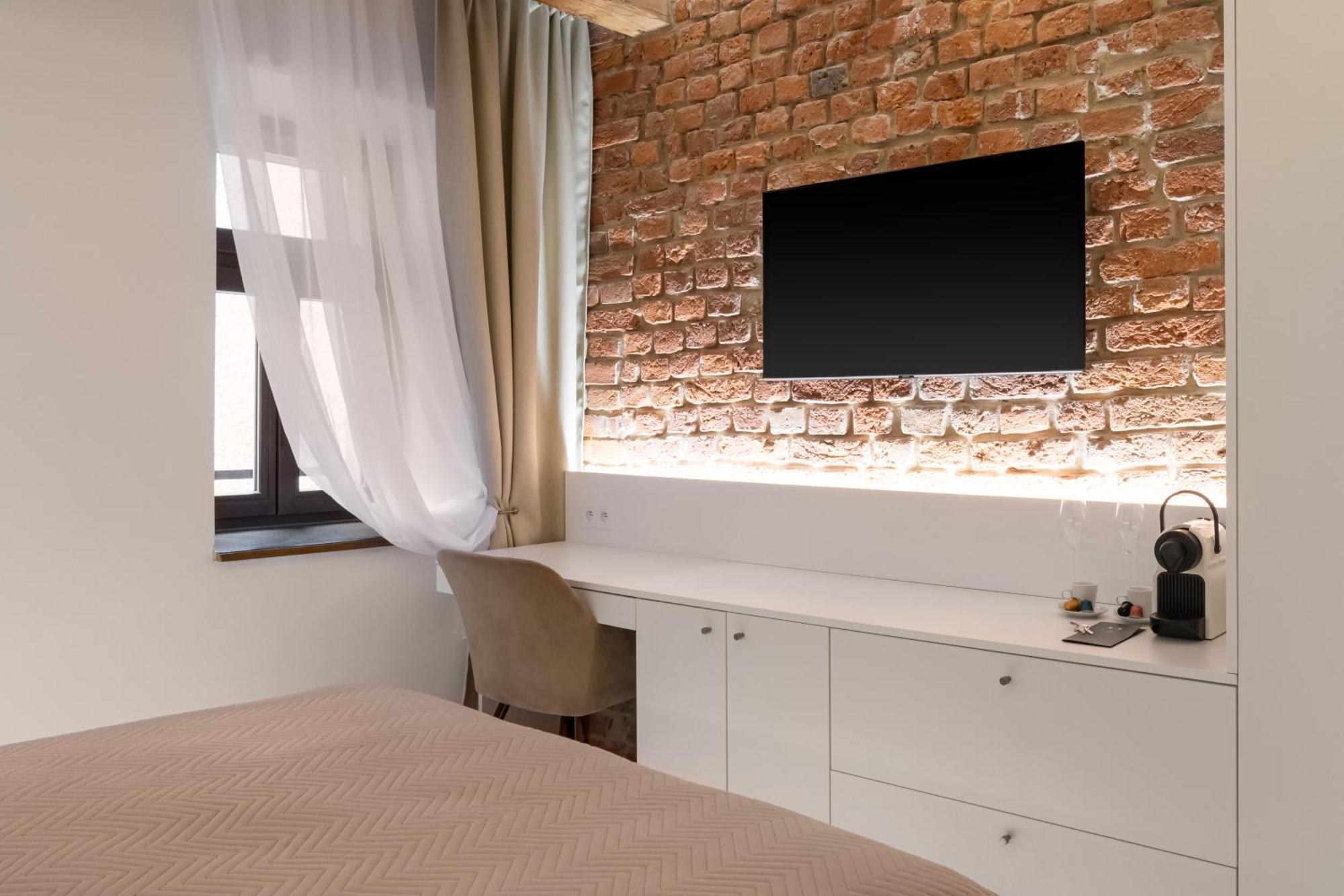 White Wolf Boutique Apartments Ołomuniec Zewnętrze zdjęcie